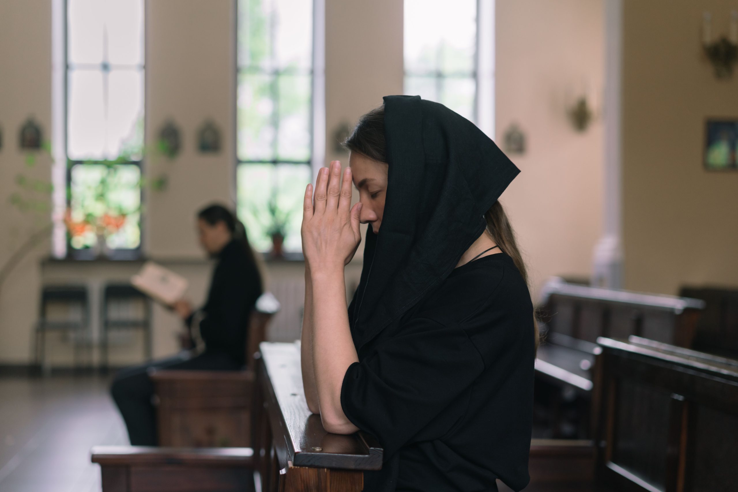 why people stay in cults